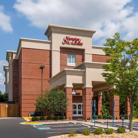 Hampton Inn & Suites Herndon-Reston Exteriör bild