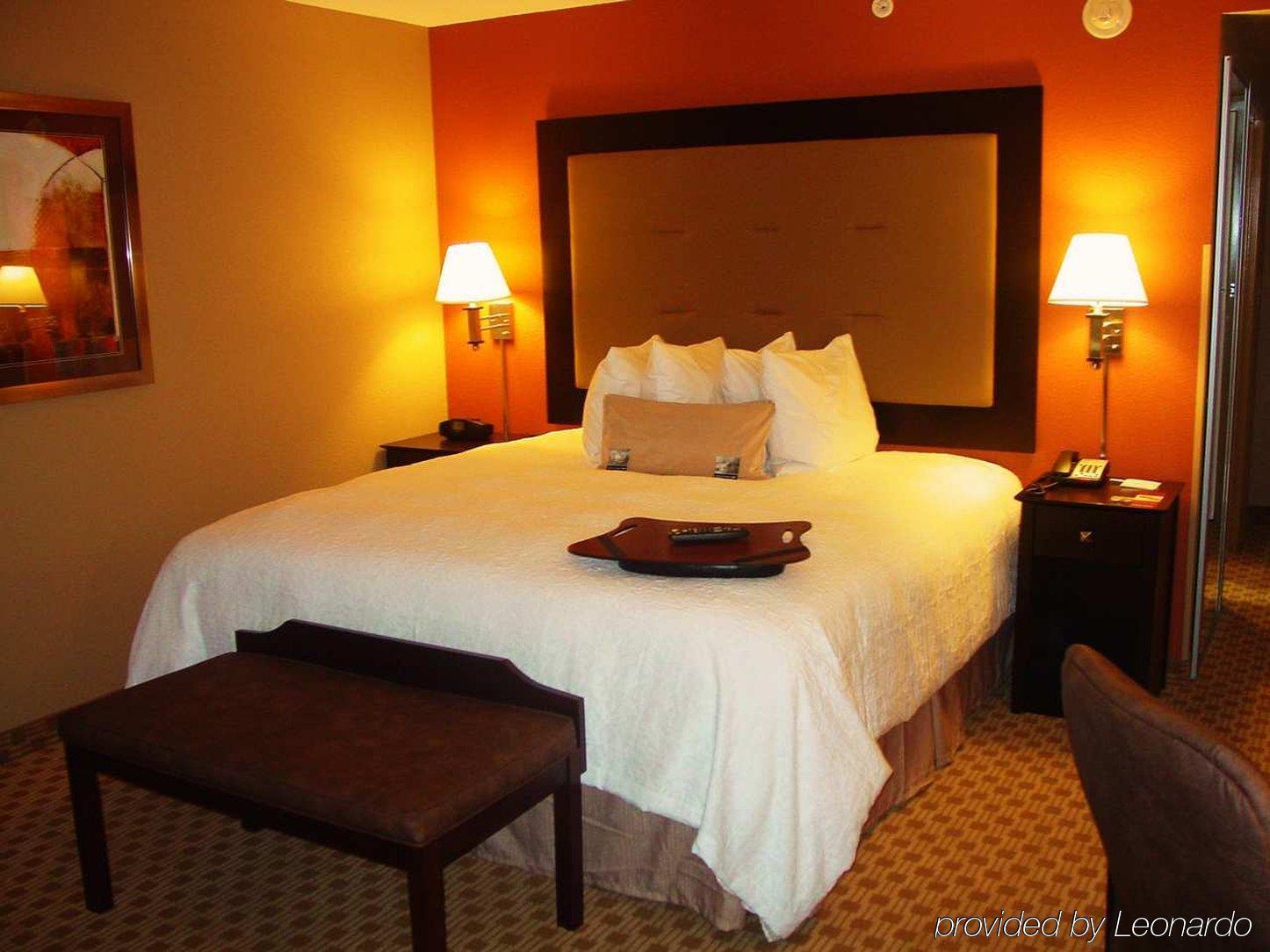 Hampton Inn & Suites Herndon-Reston Rum bild