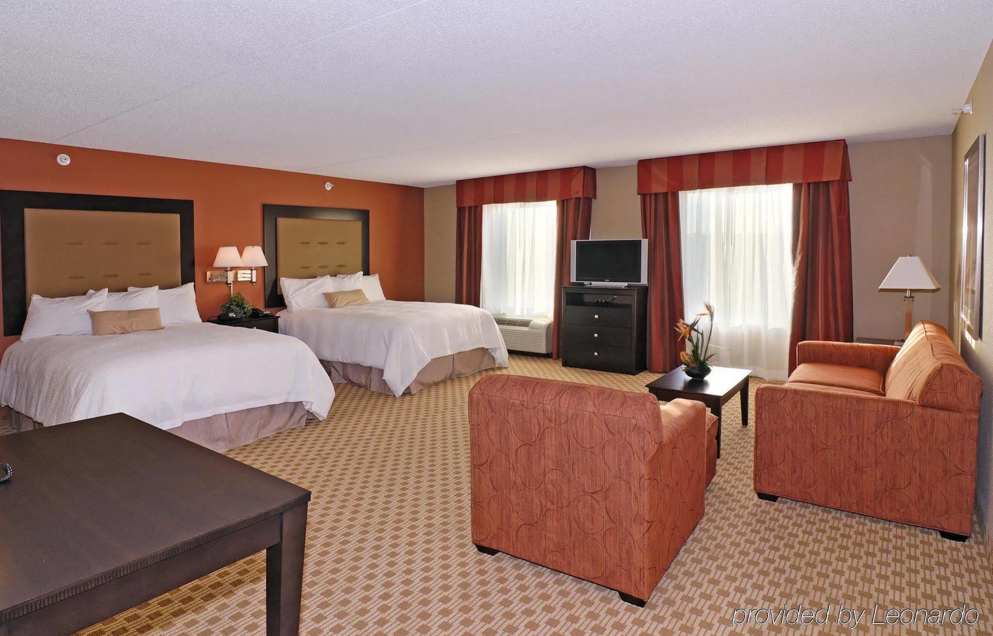 Hampton Inn & Suites Herndon-Reston Rum bild
